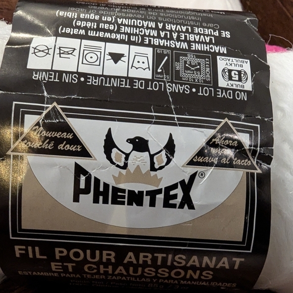 PHENTEX Slipper & Craft yarn Lot  pink, blue & 2 white, Cream, Brown & Coral 640 - Picture 4 of 15